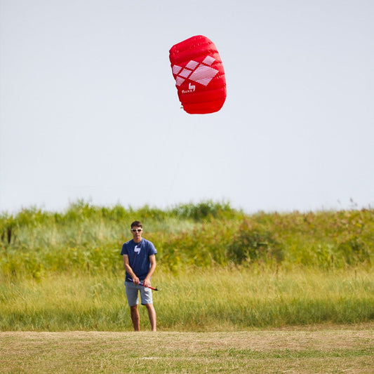 Trainer kites – sådan forbereder du dig på kite surfing